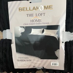 Bellahome The Loft Queen Black Quilted Bedspread
